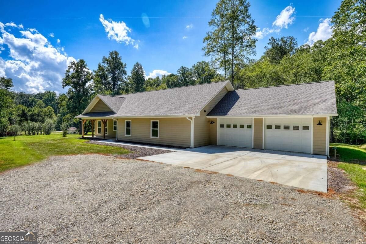 590 Pinebrook Drive Blairsville - main photo