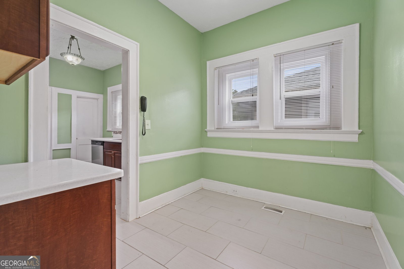 472 Parkway Drive Atlanta - Photo 14