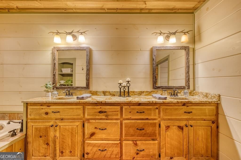 481 Mountain Top Drive Blue Ridge - Photo 21