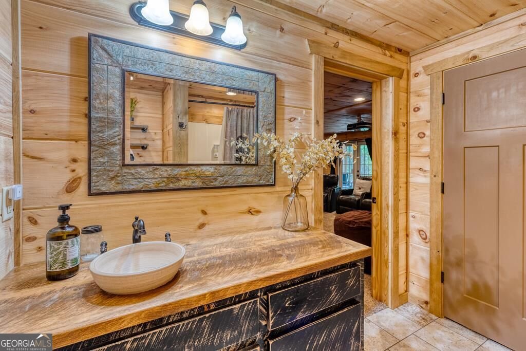 481 Mountain Top Drive Blue Ridge - Photo 37