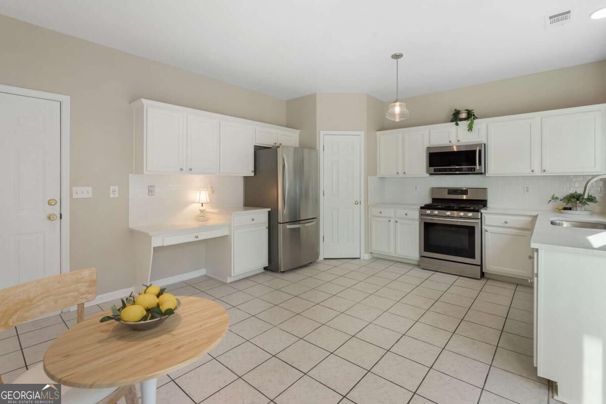 2420 Greyhurst Way Smyrna - Photo 23