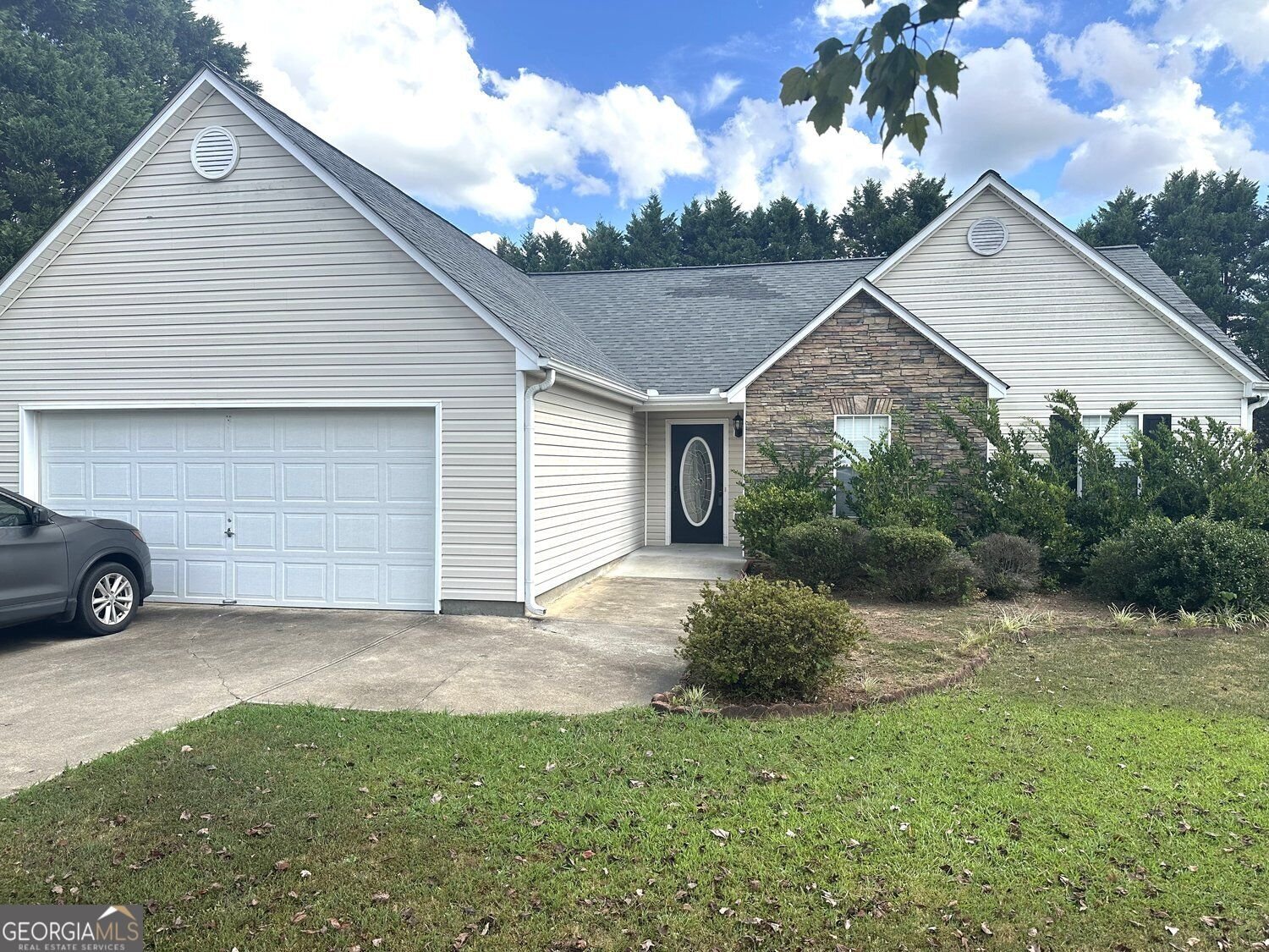 1512 Julianna Circle Loganville - main photo
