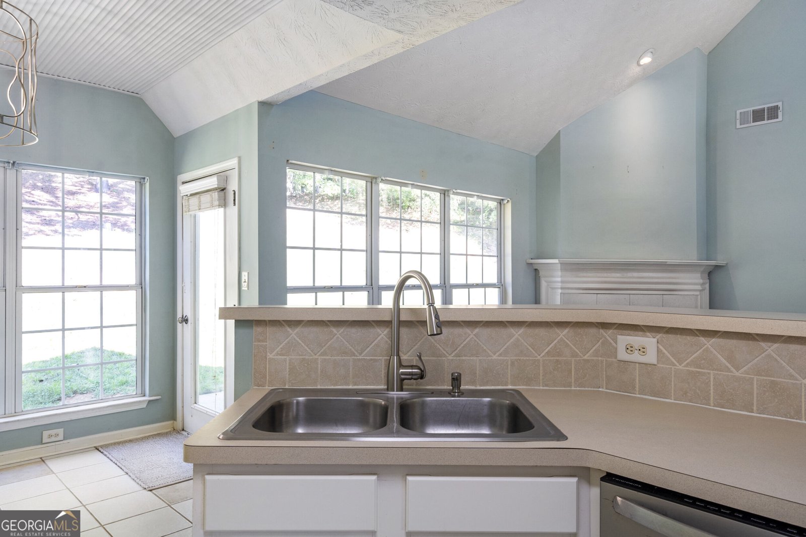 4238 Riviere Point Gainesville - Photo 9
