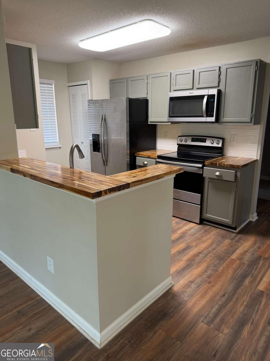 1018 Sandy Lane Drive Alpharetta - Photo 11