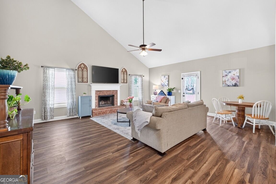 544 Amaranth Trail Hoschton - Photo 6