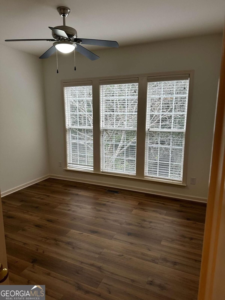 711 Hexham Court Suwanee - Photo 7