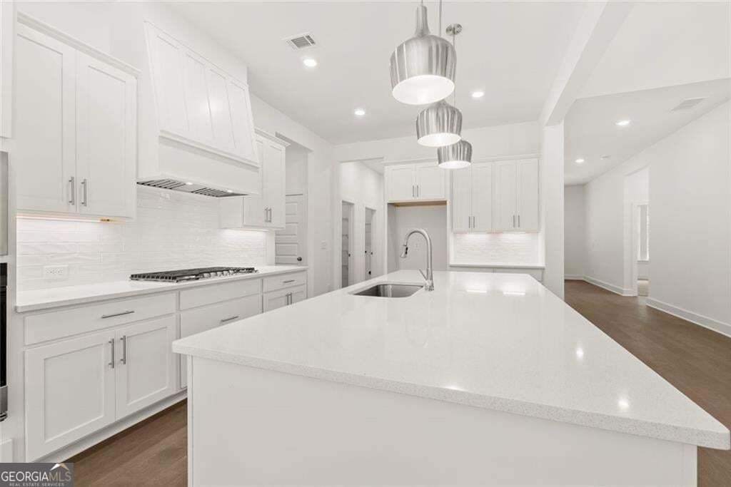 8340 Creekside Overlook Drive Gainesville - Photo 12