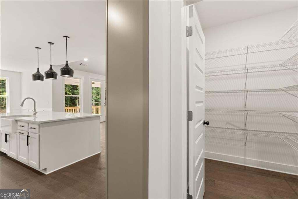 8350 Creekside Overlook Drive Gainesville - Photo 16
