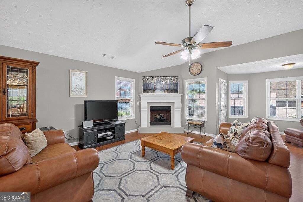 1237 Laurelwood Lane Lawrenceville - Photo 9