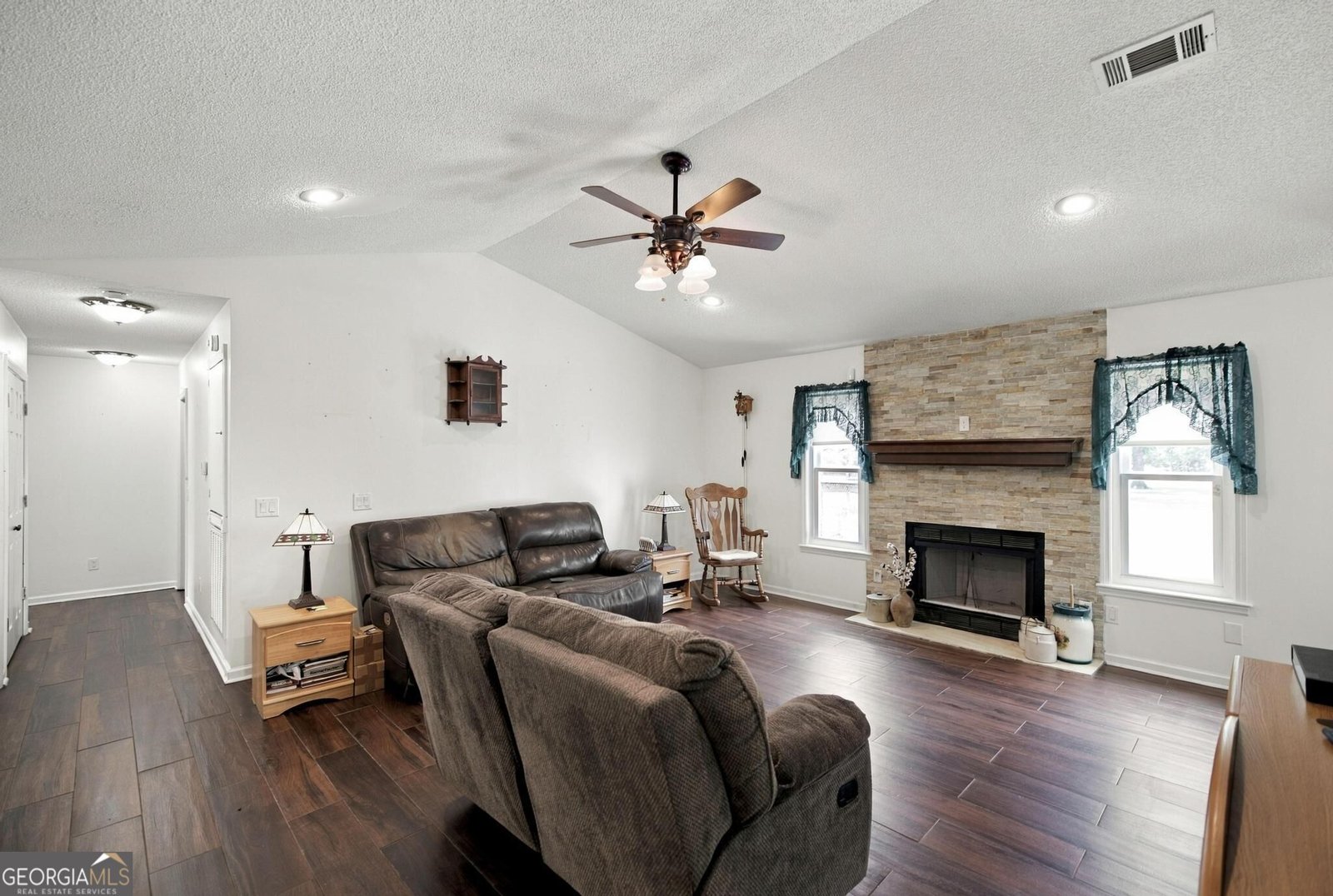 659 Kewanee Drive Byron - Photo 9