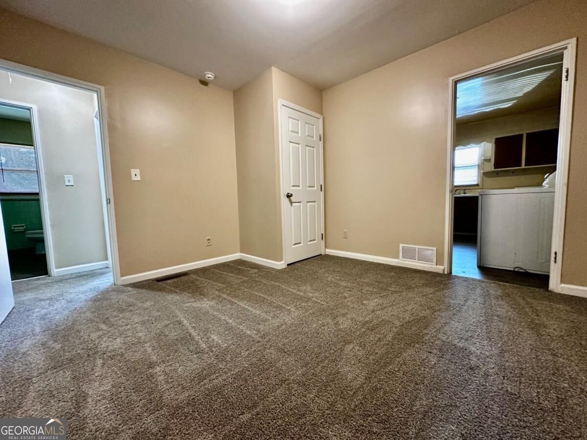 2183 Springdale Circle Atlanta - Photo 12
