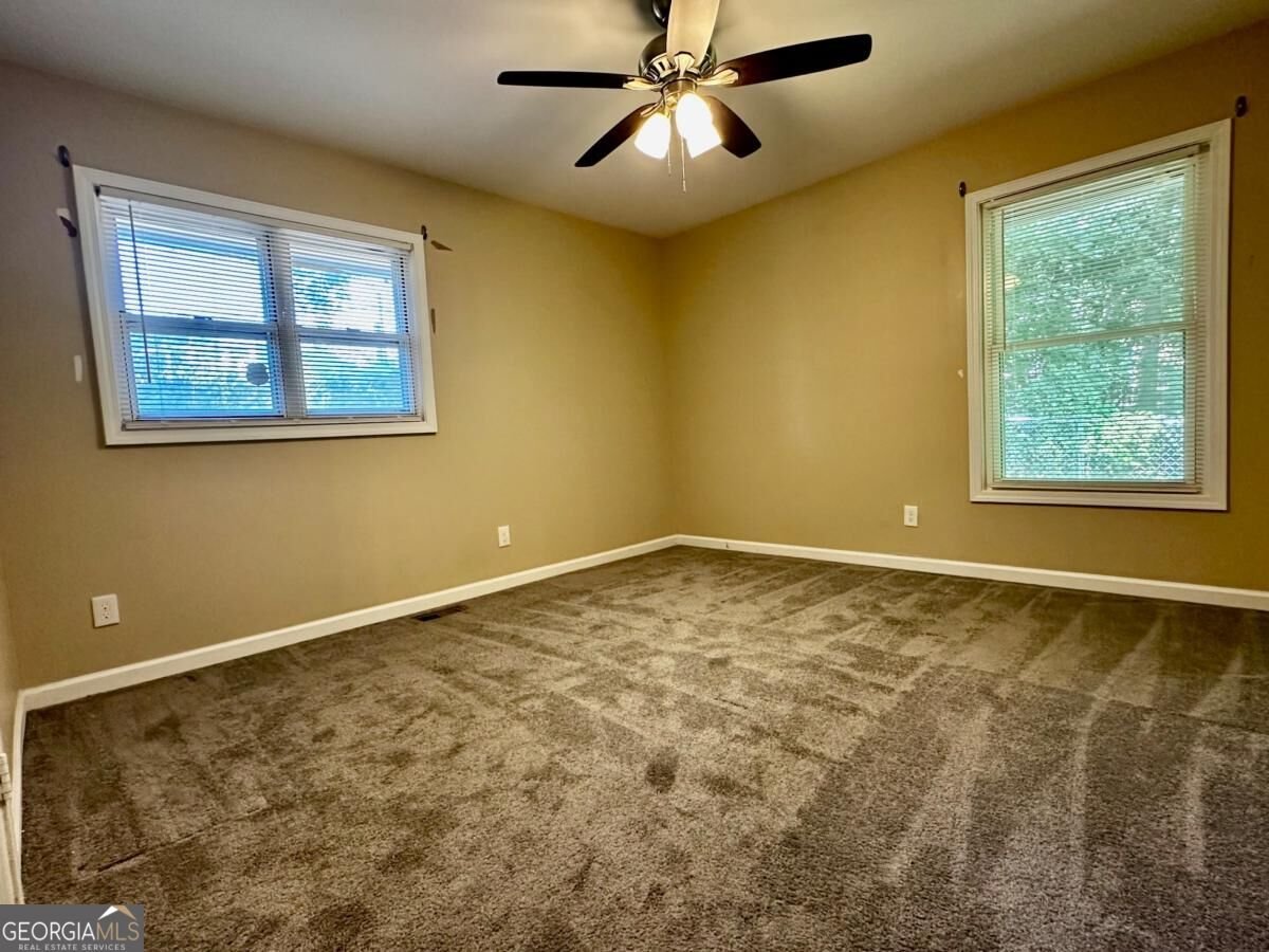2183 Springdale Circle Atlanta - Photo 9