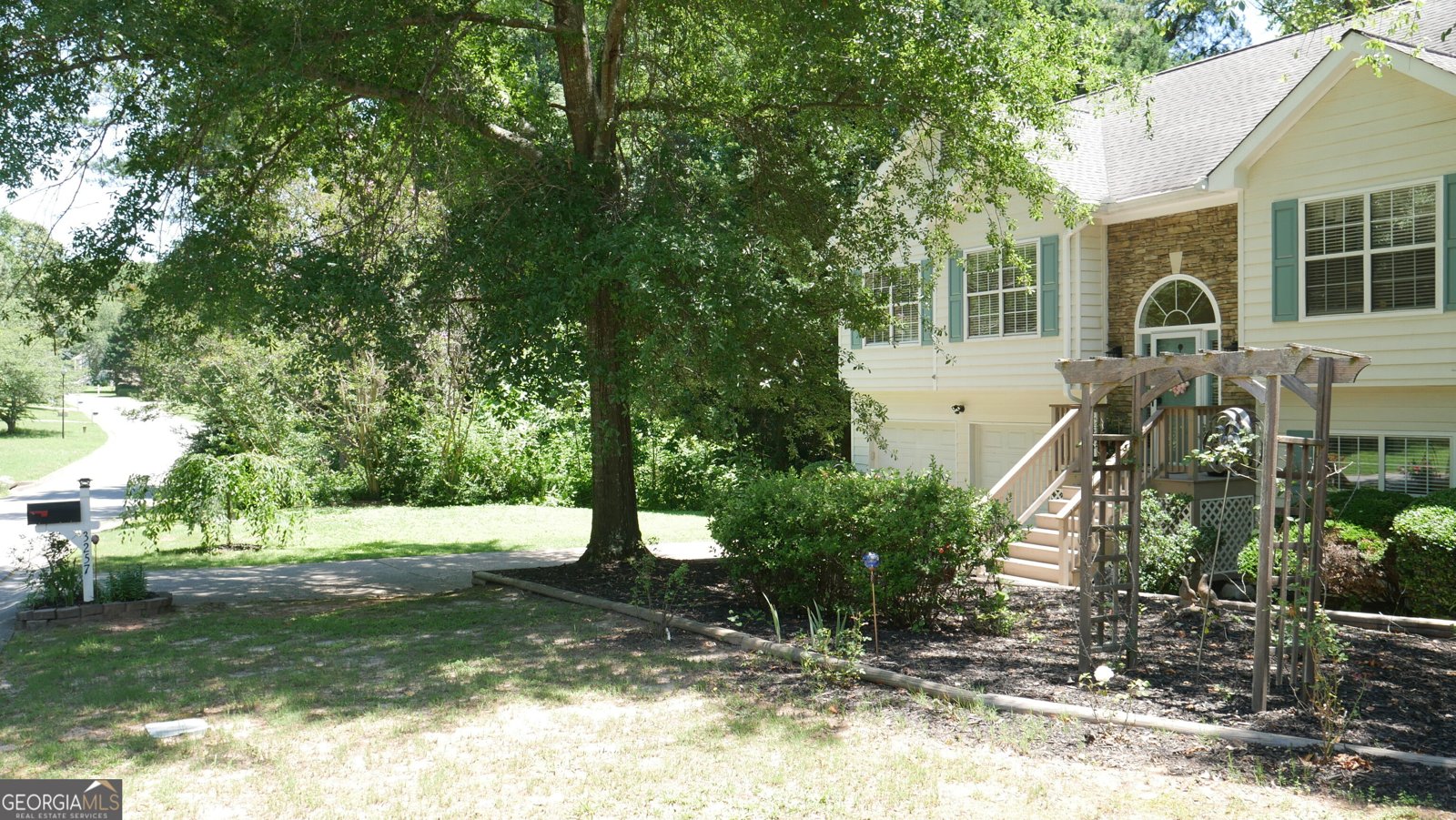 3257 Camens Way Buford - Photo 34