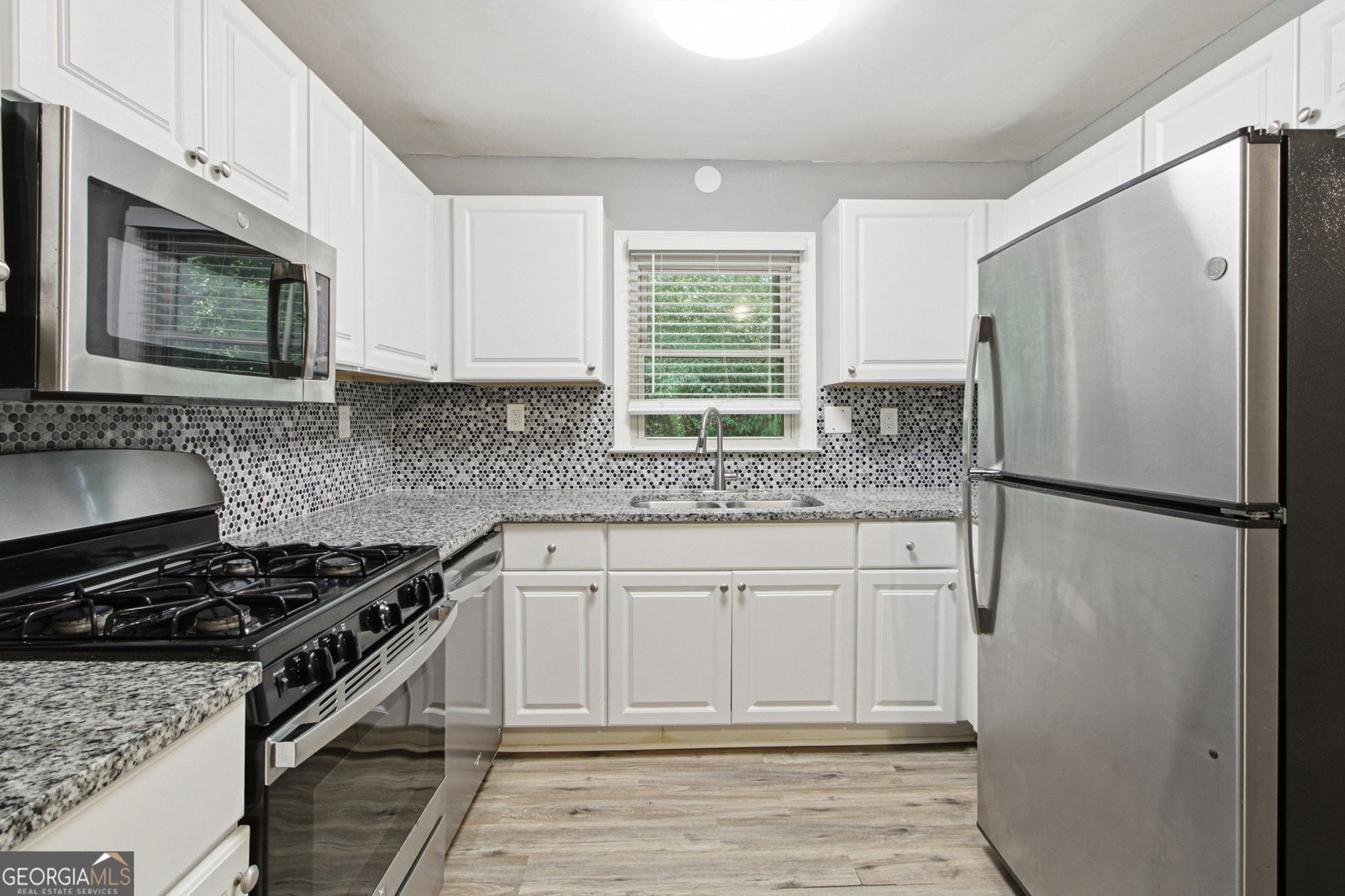 6352 Sweetwater Road Lithia Springs - Photo 9