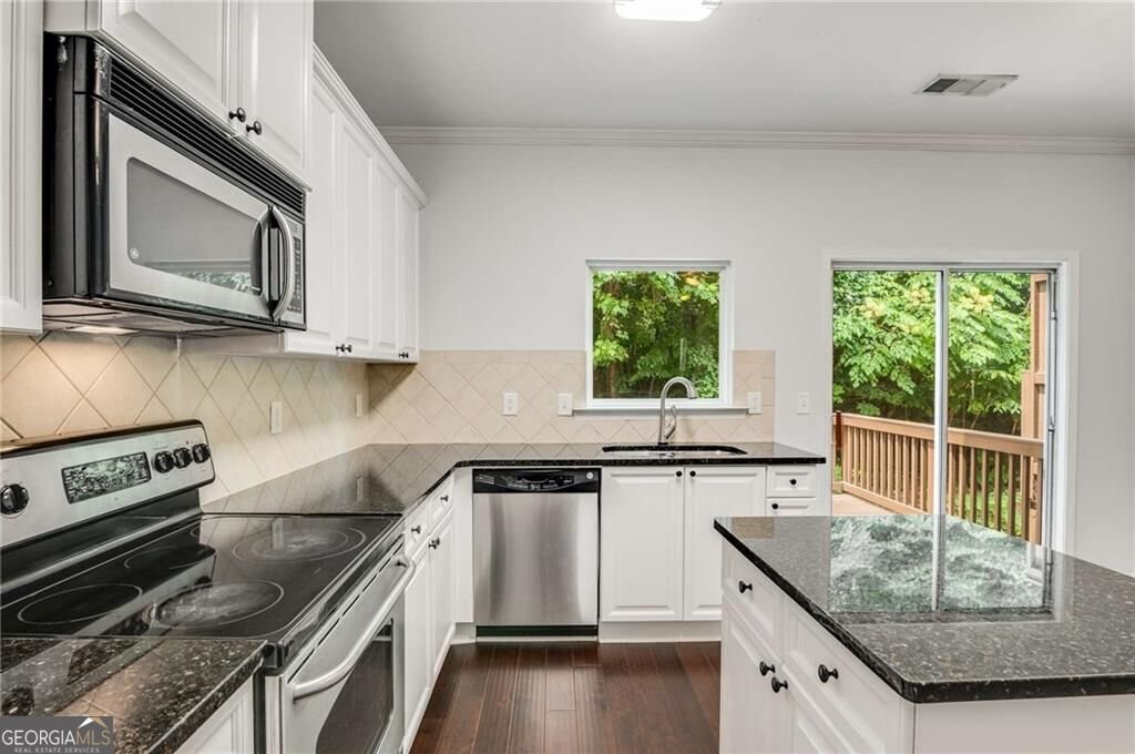 1368 Liberty Parkway Atlanta - Photo 12