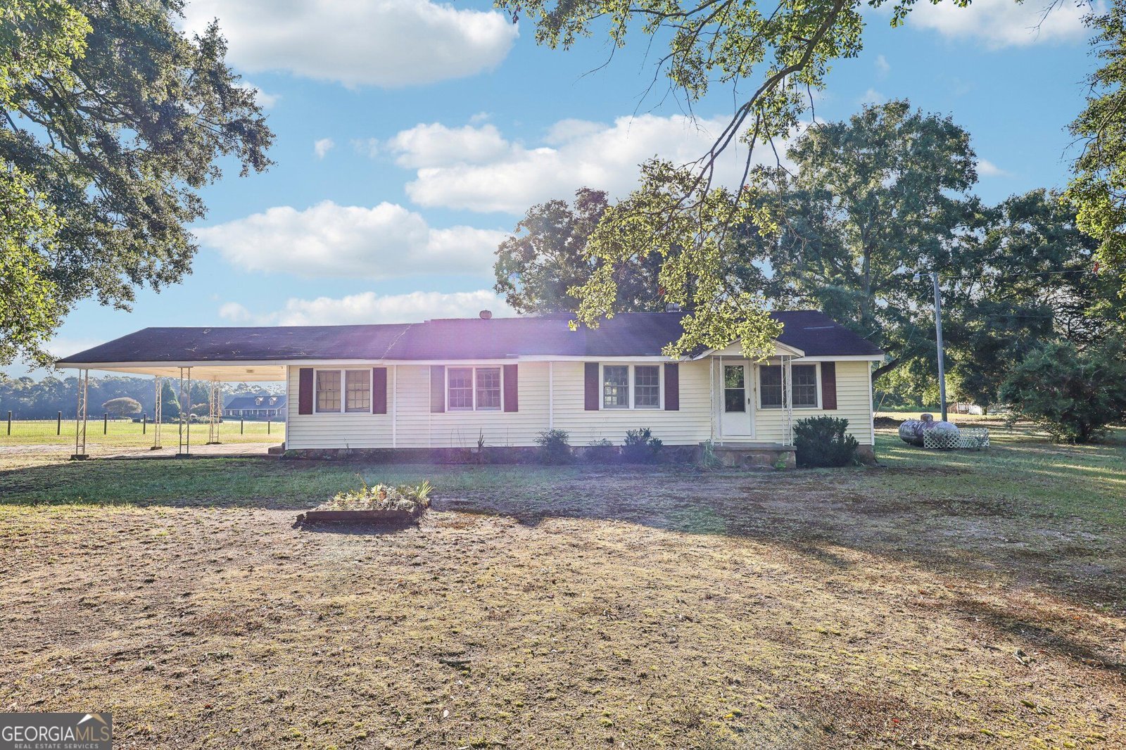 4374 Cannon Road Loganville - main photo