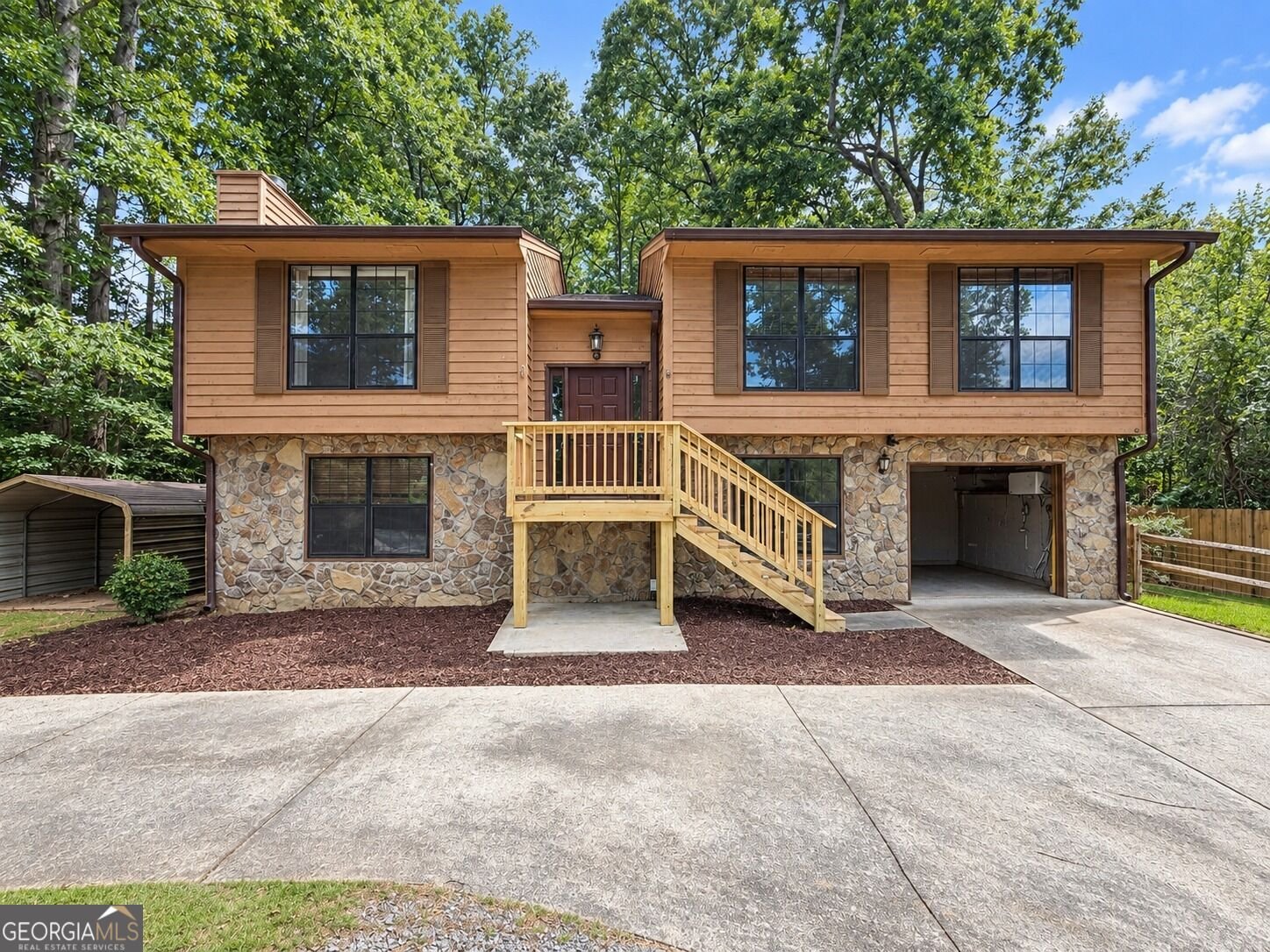 3893 Nowlin Road Kennesaw - main photo