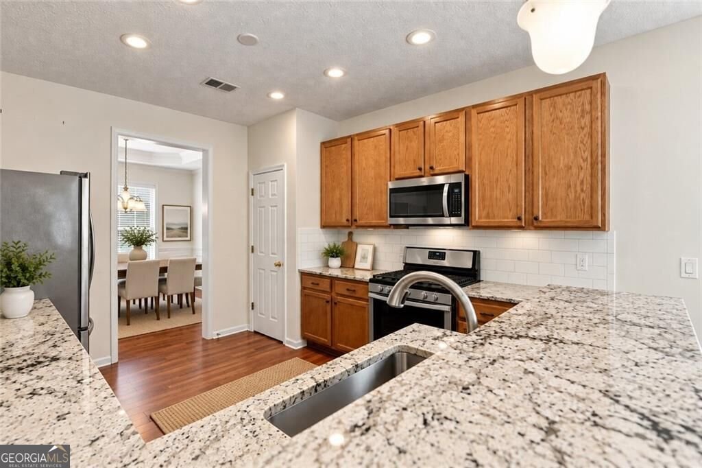 926 Mill Creek Avenue Canton - Photo 6