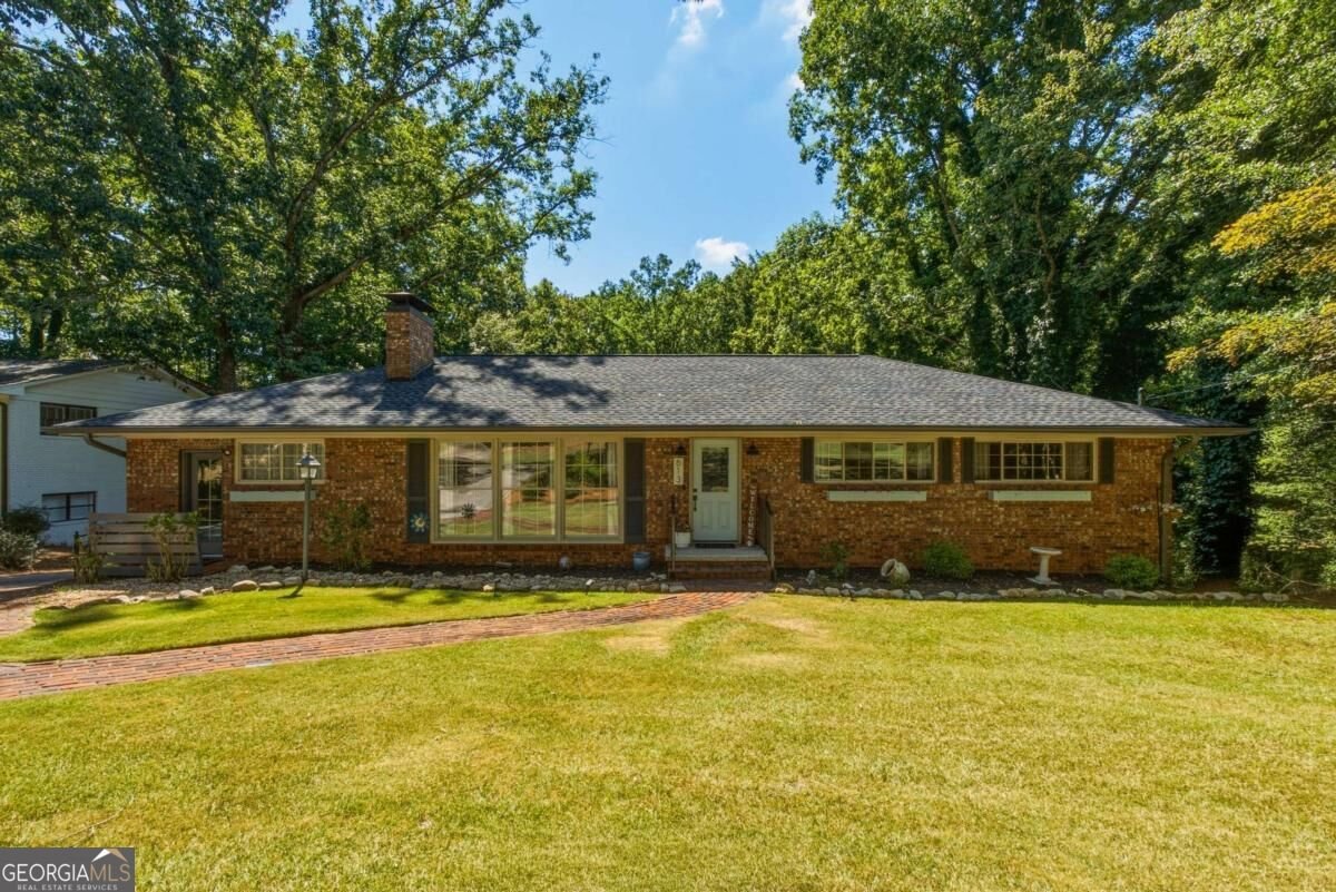 613 Holly Drive Gainesville - main photo