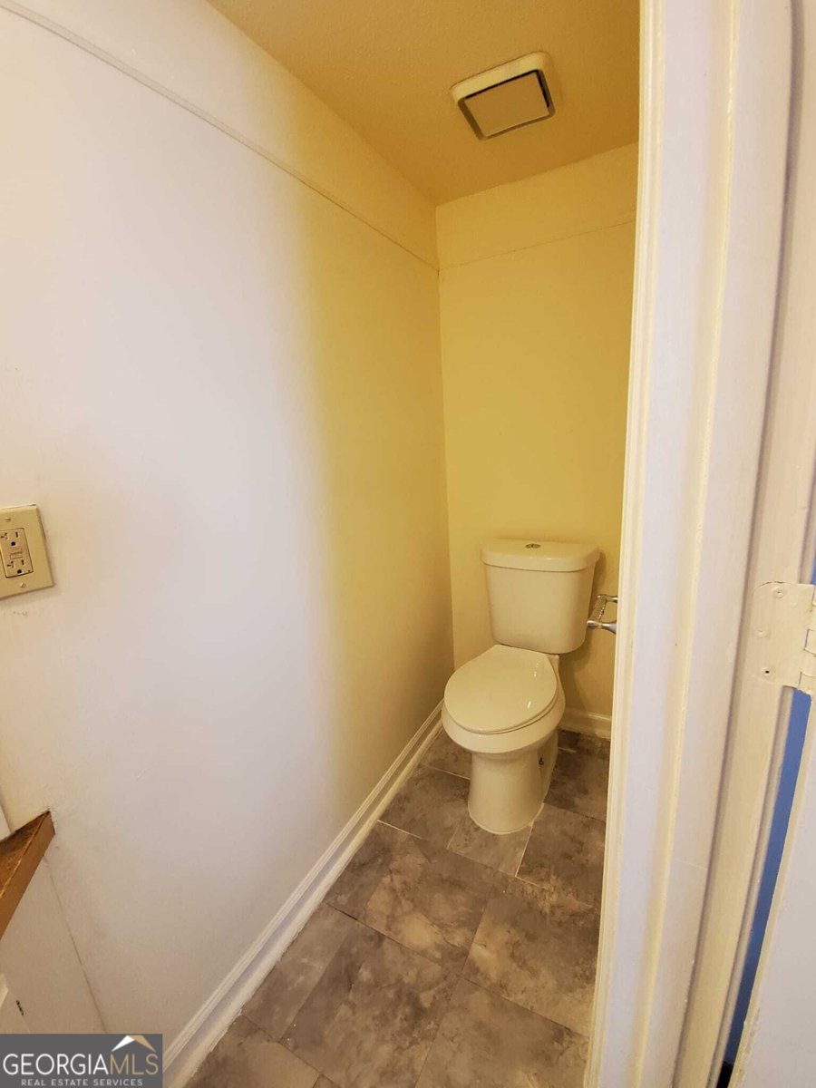 7011 Oakhill Circle Austell - Photo 8
