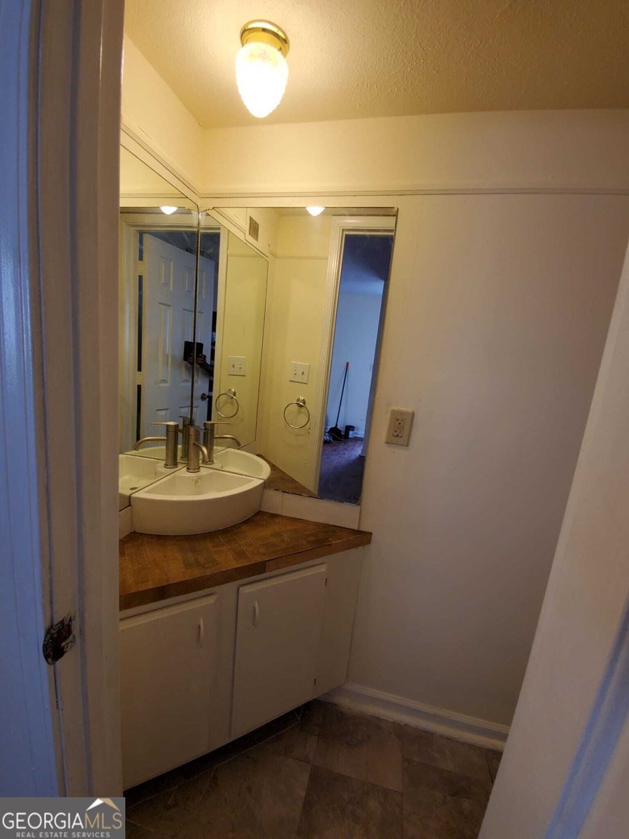 7011 Oakhill Circle Austell - Photo 9