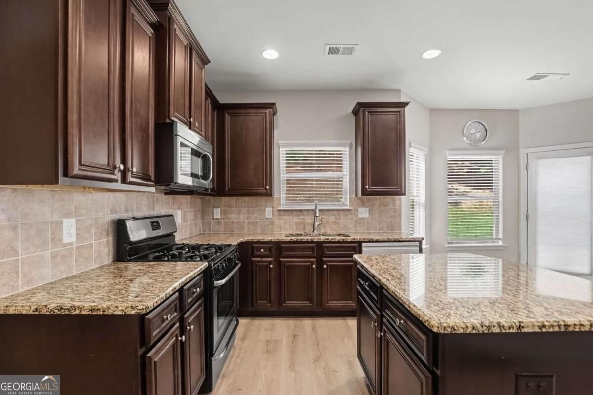 455 SILVER OAK DRIVE Dallas - Photo 15