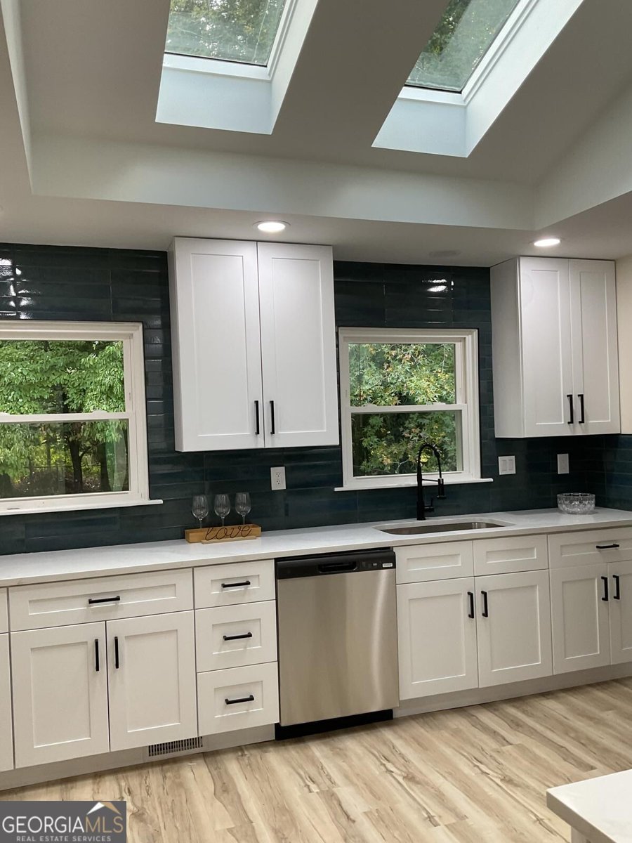 4950 Happy Hollow Road Dunwoody - Photo 12