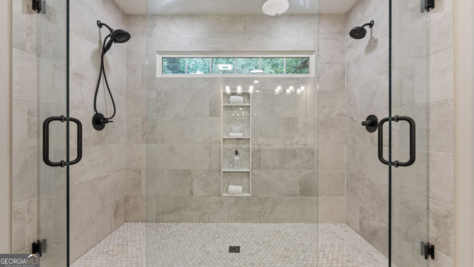 2030 Clayburn Drive Cumming - Photo 10