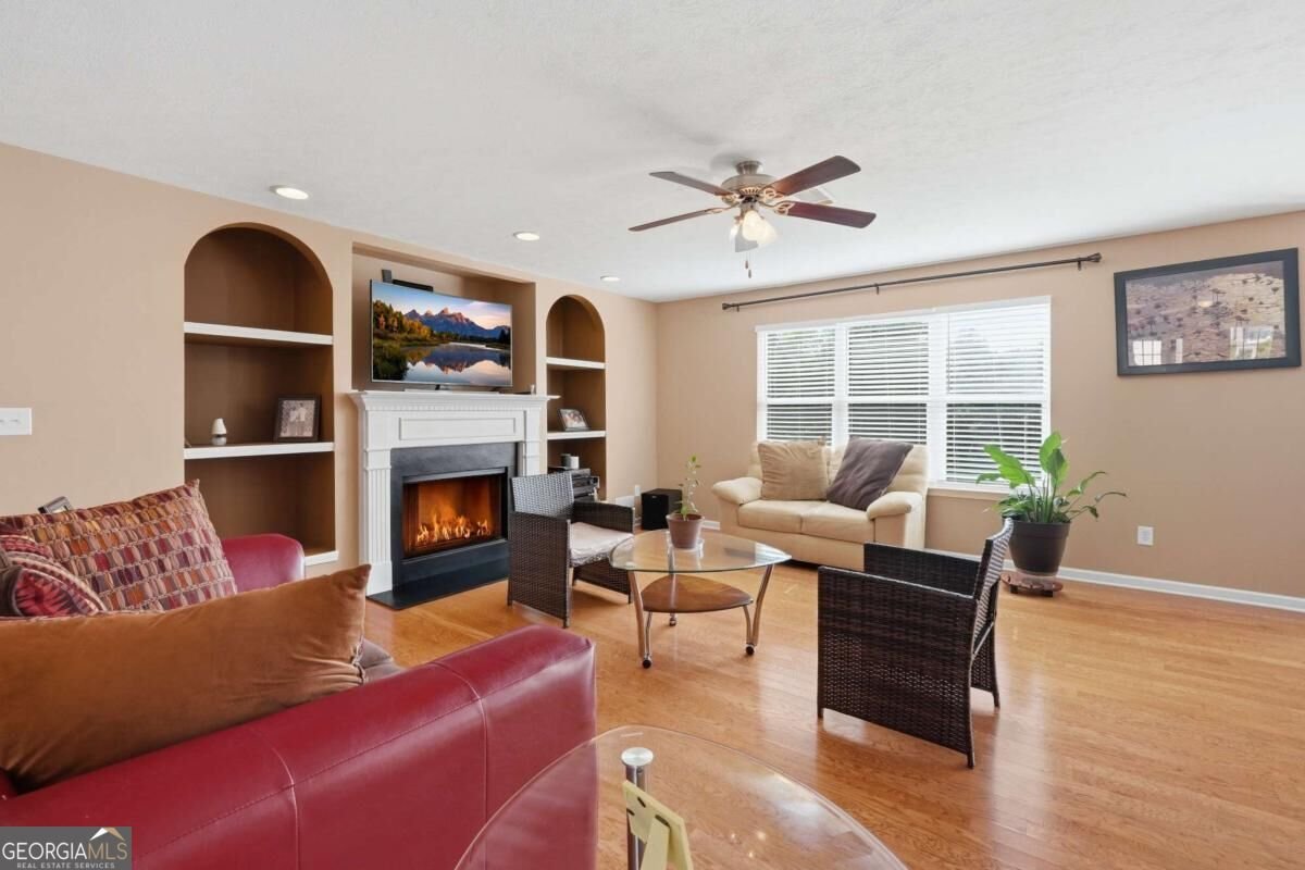 3430 Park Glenn Lane Snellville - Photo 9