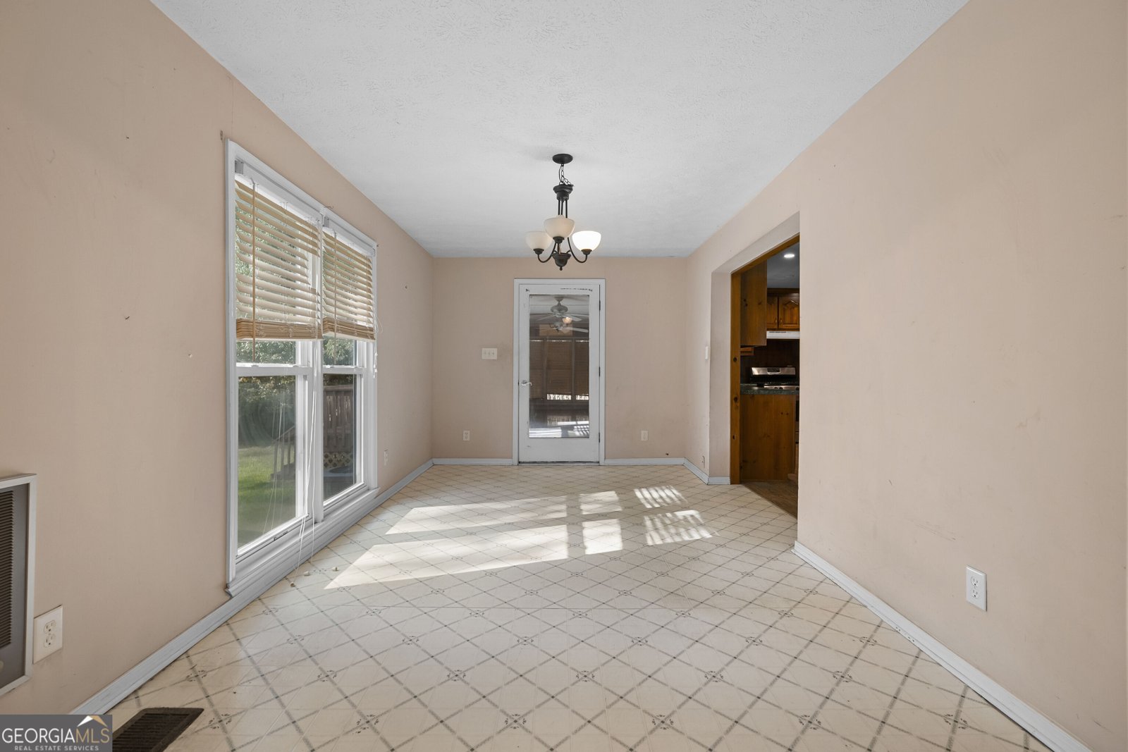 151 Plantation Drive Fayetteville - Photo 12