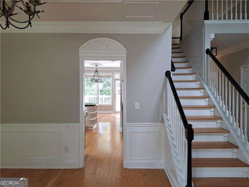 585 Oak Alley Way Johns Creek - Photo 8