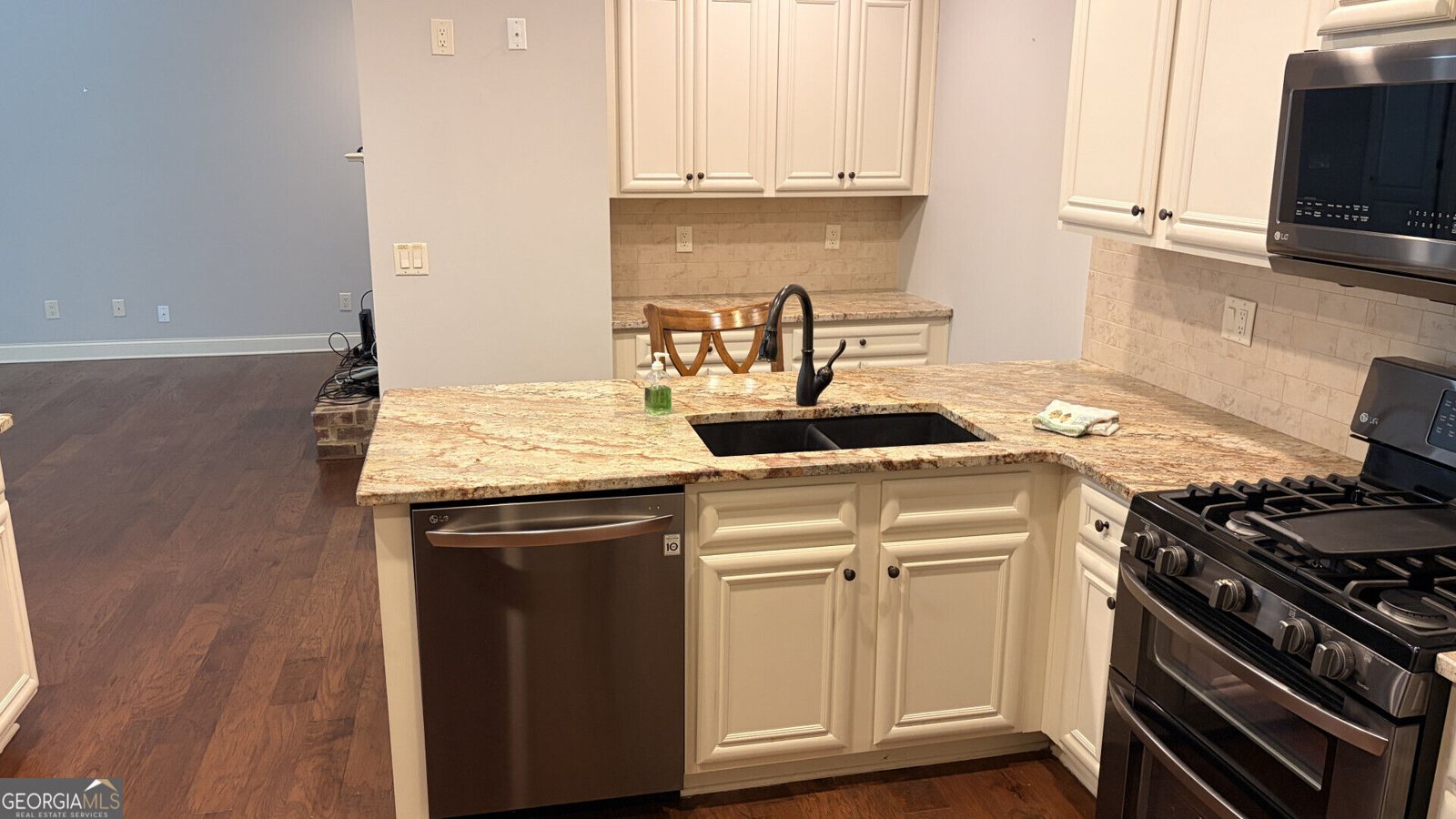 1812 Manor View Circle Acworth - Photo 10