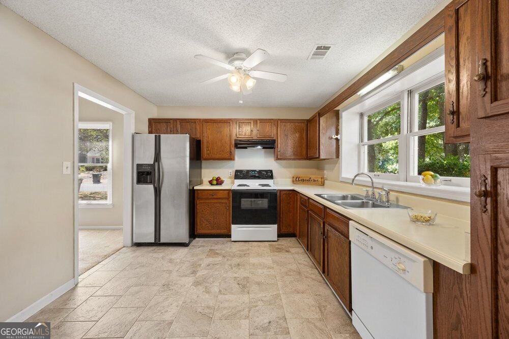 1100 Shiloh Lane Kennesaw - Photo 7