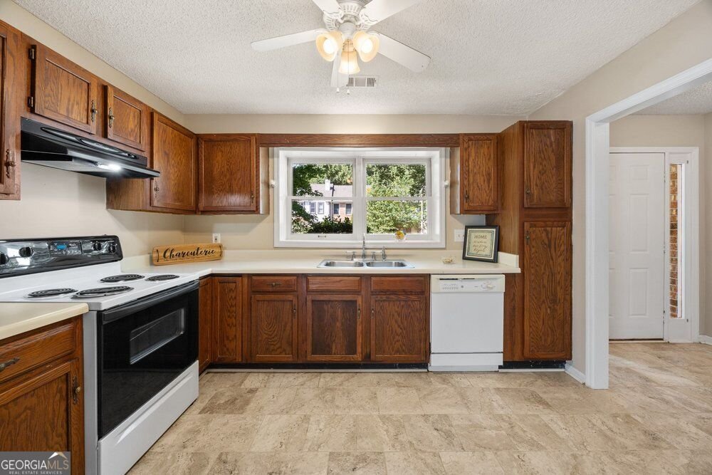 1100 Shiloh Lane Kennesaw - Photo 9