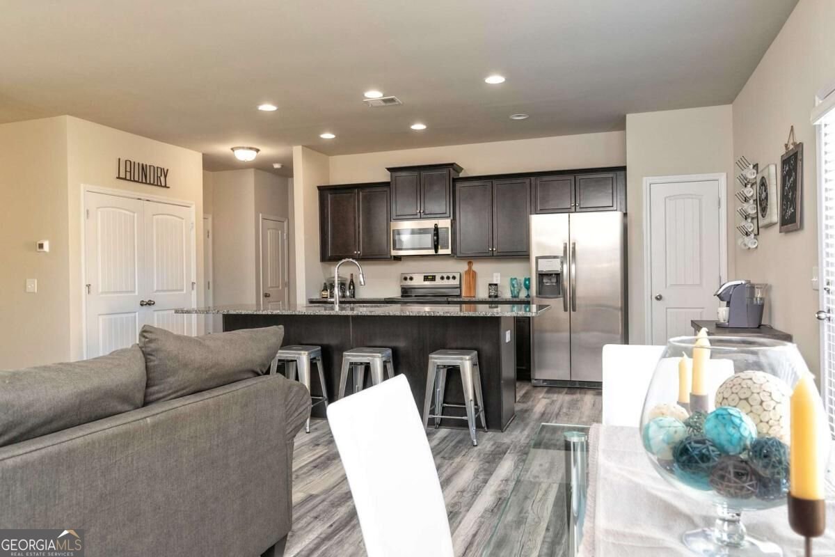 506 Lamplight Drive Byron - Photo 10