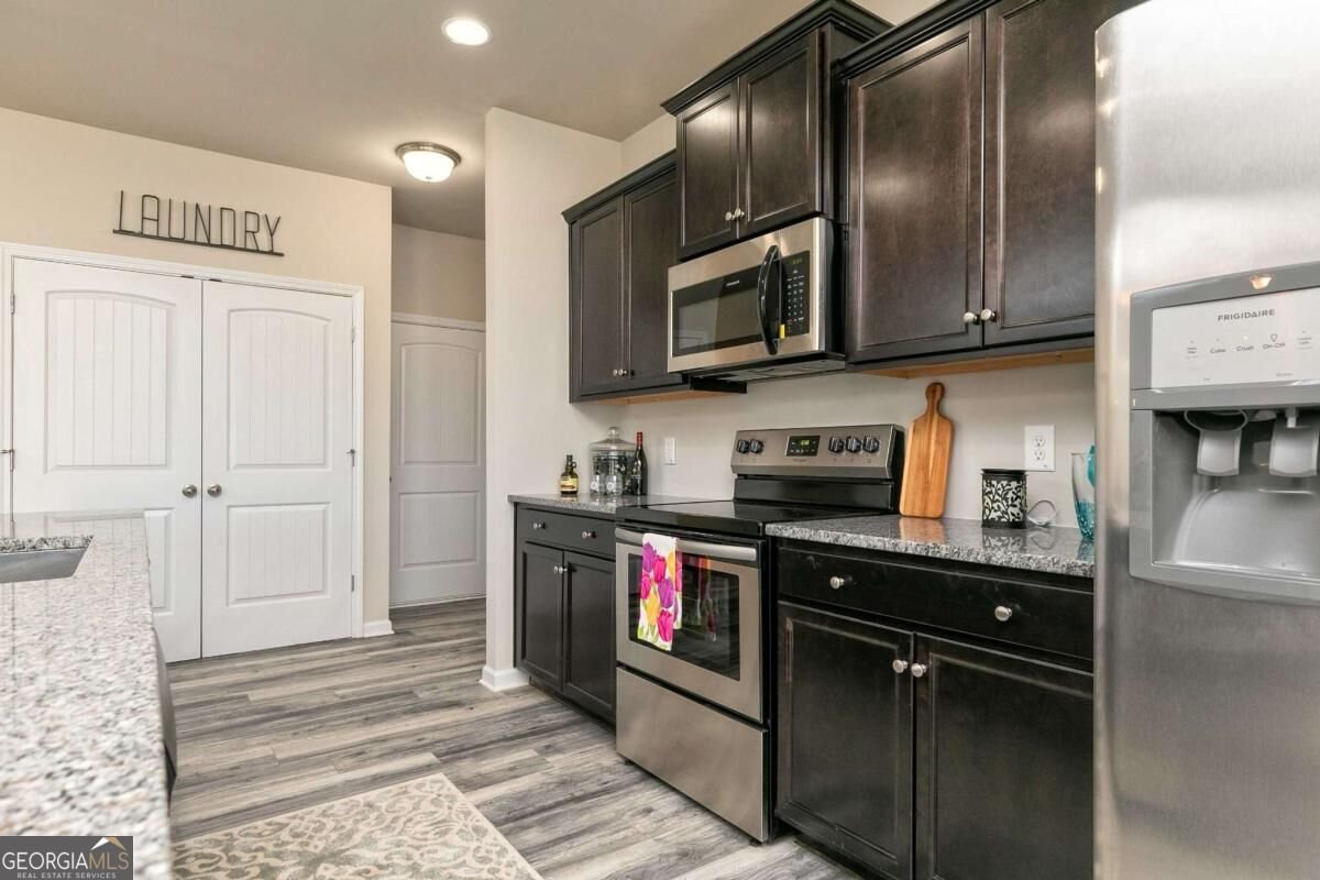 506 Lamplight Drive Byron - Photo 17
