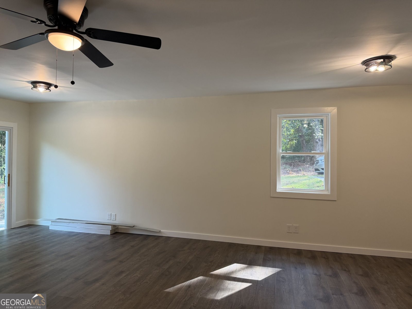318 North Street Thomaston - Photo 9