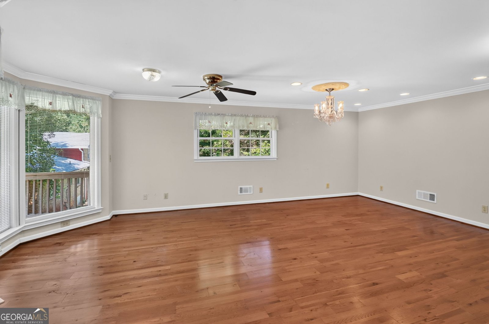 4224 Wheaton Lane Clarkston - Photo 17