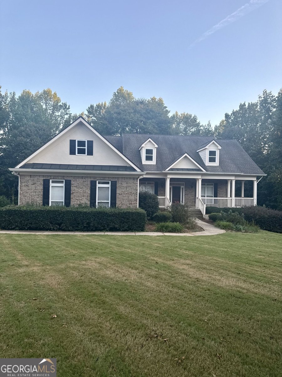 5464 Woodrun Court Braselton - main photo