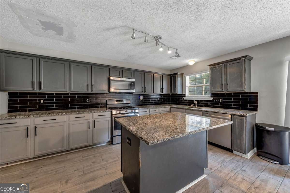 2465 Hampton Estates Drive Marietta - Photo 8