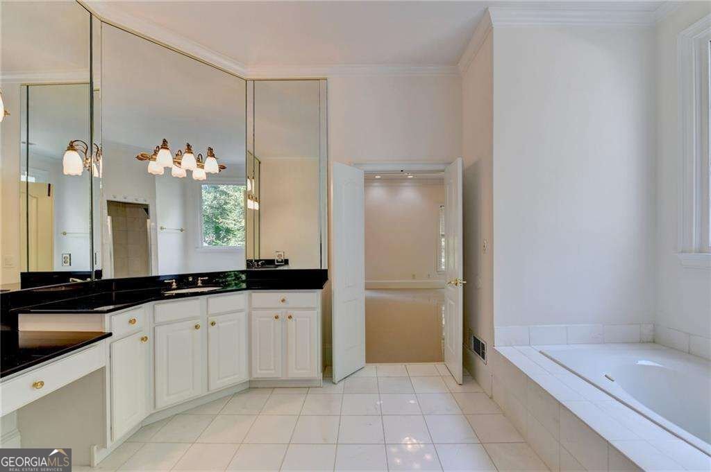 8280 Sentinae Chase Drive Roswell - Photo 41