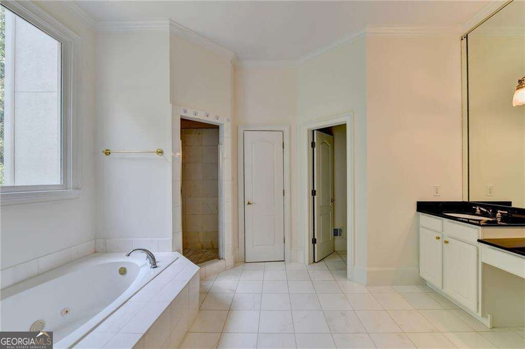 8280 Sentinae Chase Drive Roswell - Photo 44