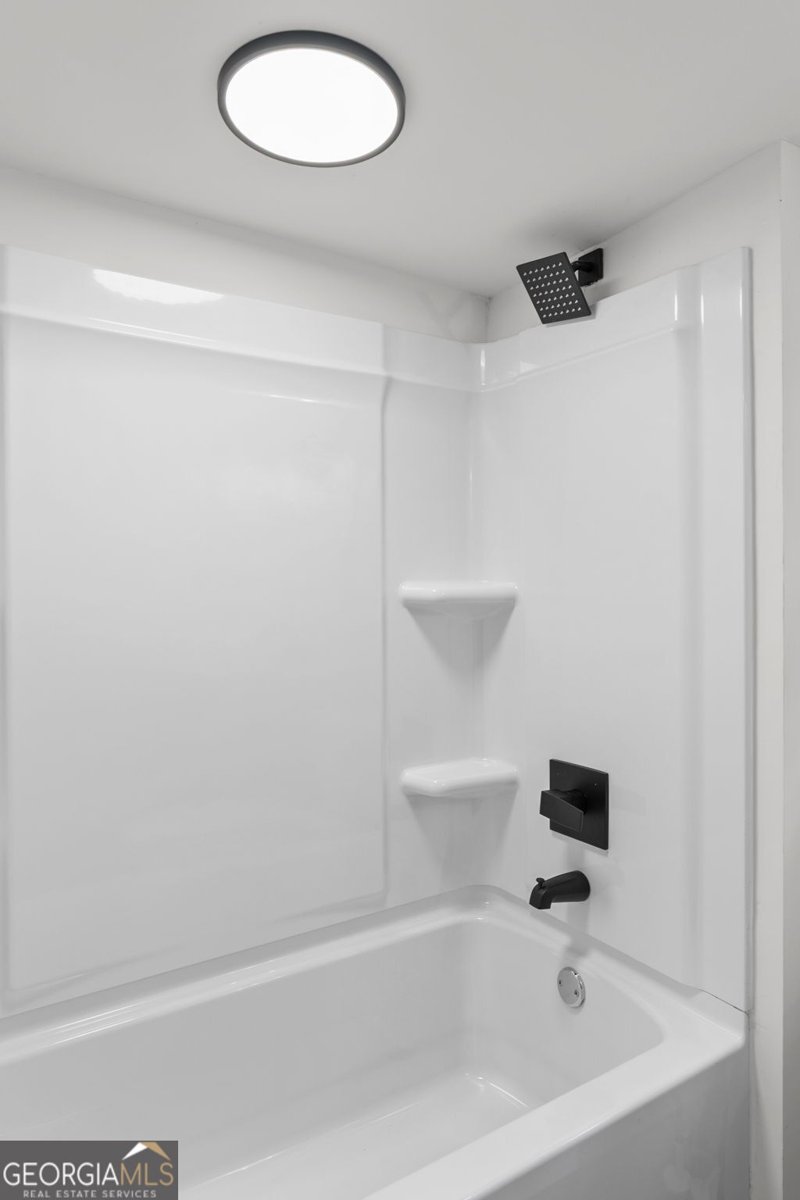 415 15th Street Griffin - Photo 23