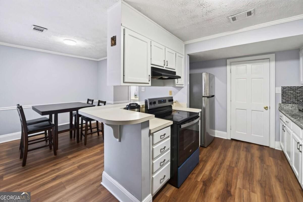 6094 Queen Anne Court Norcross - Photo 8