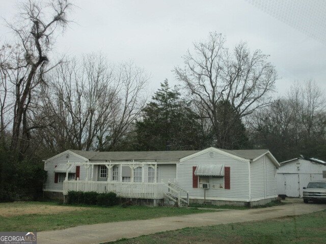 71 Highpoint Lane Locust Grove - main photo