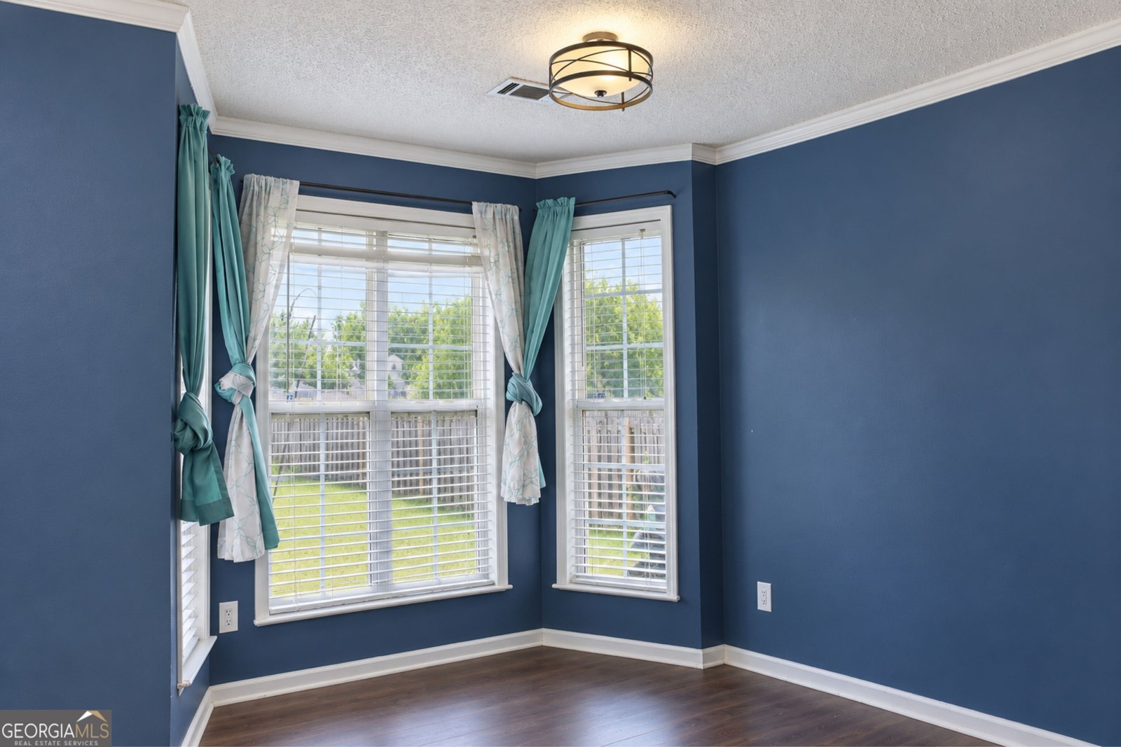 485 Raymond Drive Winder - Photo 11