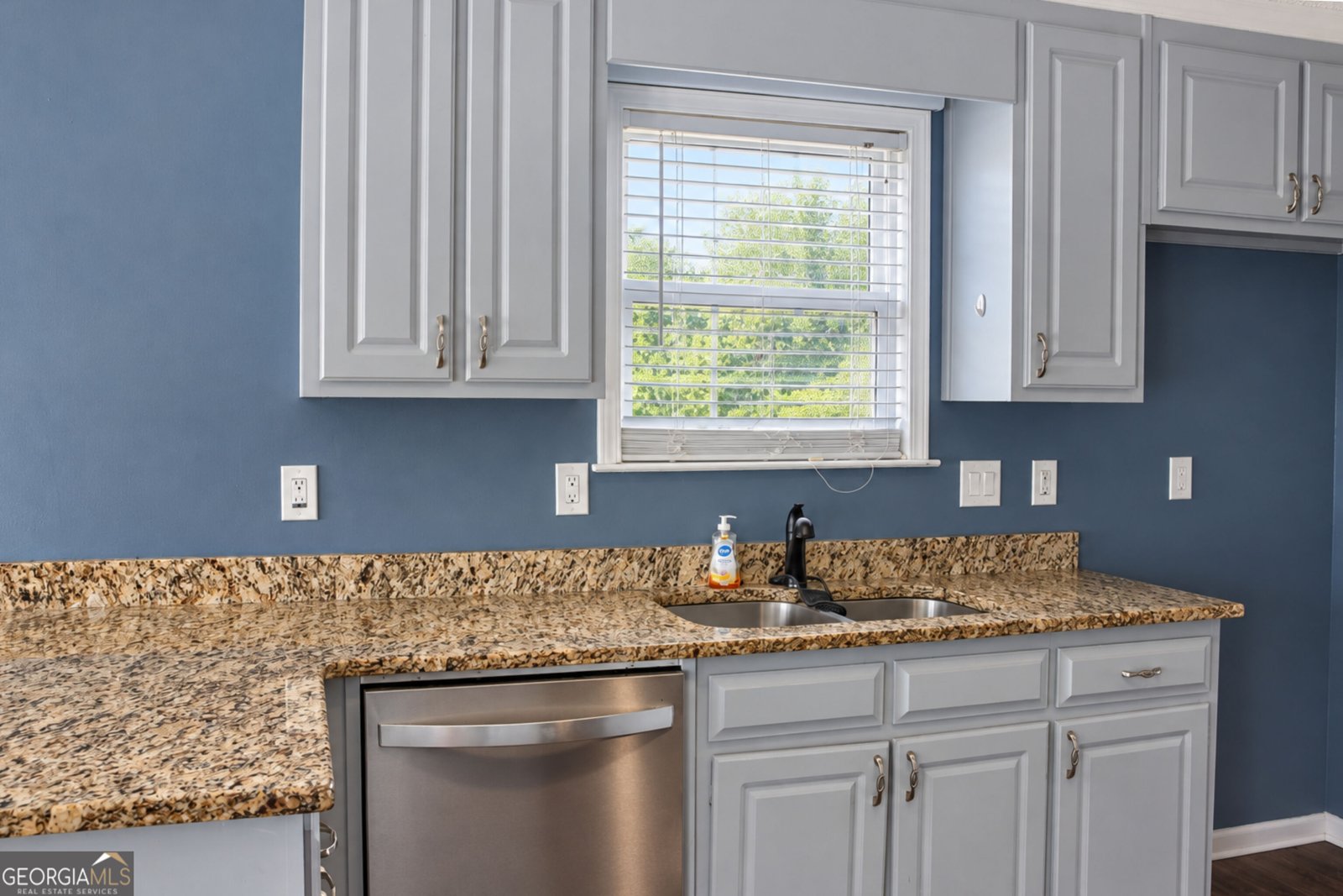 485 Raymond Drive Winder - Photo 15