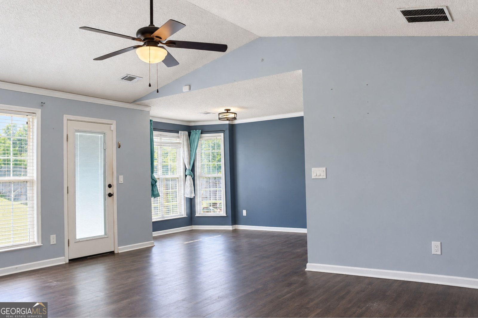 485 Raymond Drive Winder - Photo 7
