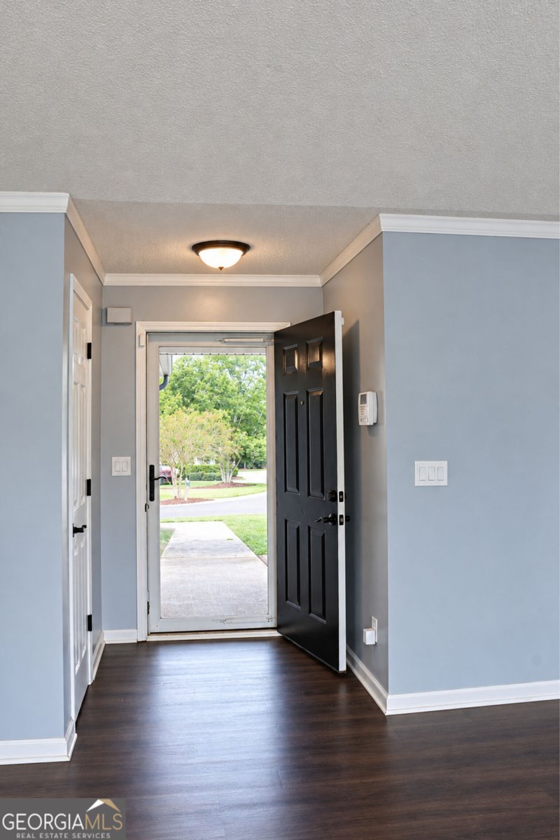485 Raymond Drive Winder - Photo 9