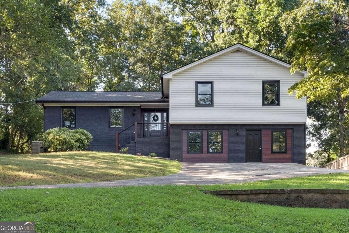 706 Ketchem Drive Marietta - main photo